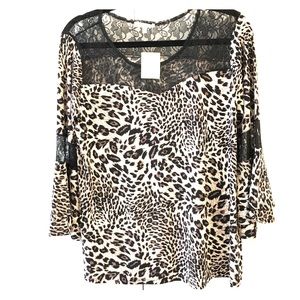 Ladies Leopard Print Top Size Large